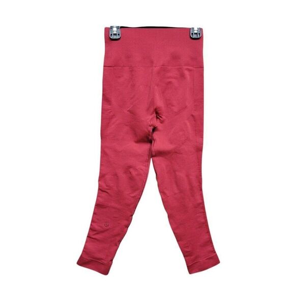 Lululemon Zone In Crop Size 6 Red‎ Seamless High Rise Yoga Leggings - Picture 4 of 16